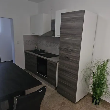 Marko 1 Bedroom #2 Appartement *